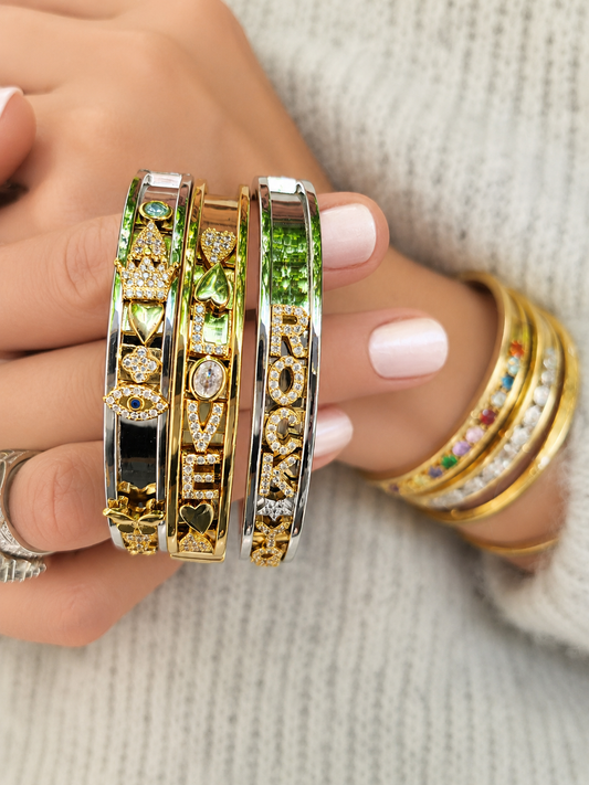 "FORTUNE" Hinged Bangle