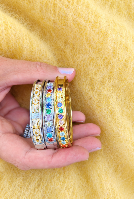 "AURA GOLD" Hinged Bangle